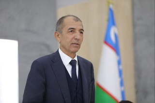 “Биз ёзмасак ким ёзгайдир бу кунларнинг “Хамса”син”