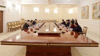 Қонунчилик палатаси Спикери Франция элчиси билан учрашди