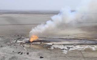 Манғистаудаги нефть-газ қудуғи беш кундан бери ёнмоқда