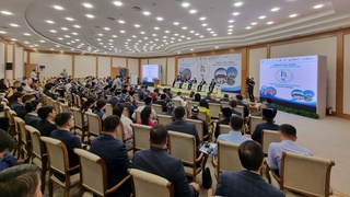 “Deklaratsiyalar muloqoti” seminar shaklida davom etmoqda