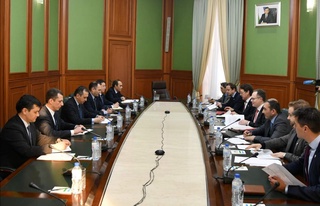 Өзбекстан-Ұлыбритания саяси кеңесулері өтті