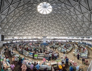 Гўшт, сабзи нархлари тушган, пиёз ошган  