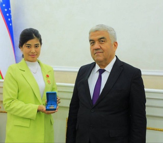 11 студентов Навоийского государственного педагогического института отмечено нагрудным знаком «Келажак умиди»