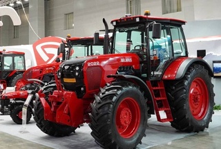 Минский тракторный завод поставит около 500 тракторов в Узбекистан на более чем 8 млн долларов США