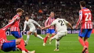 «Реал» минимально обыграл «Атлетико» в первом матче 1/8 финала Лиги чемпионов