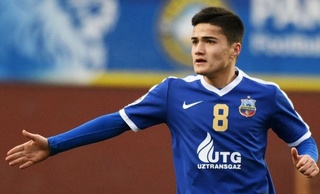 Jaloliddinov "Beshiktosh"ni emas "Lokomotiv"ni tanladi