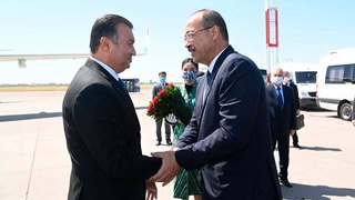 Tajikistan’s Prime Minister arrives in Tashkent