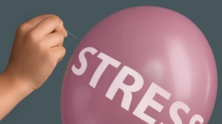 Насколько опасен стресс в период пандемии? Рассказывает специалист