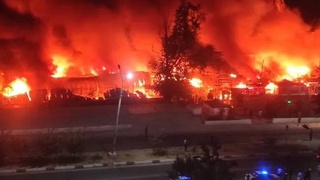 На рынке «Уч Кахрамон» Ташкентского района ночью вспыхнул крупный пожар