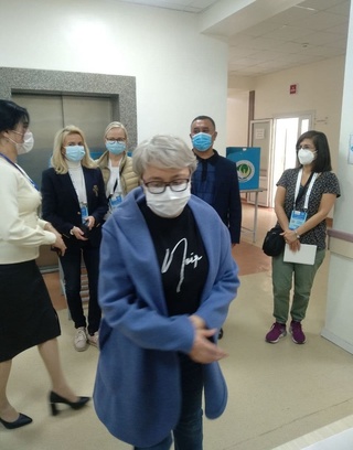 Xalqaro kuzatuvchilar Chinoz tibbiyot birlashmasida boʻlishdi