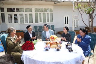 Ozodbek Nazarbekov: “Bu ishlarni kameralar uchun qilayotganimiz yoʻq”