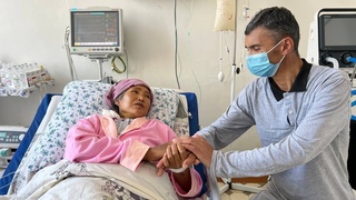 Қошработтық 48 жастағы науқас  әйелге өз інісінің бауыры көшірілді