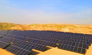 Тўрақўрғон иссиқлик электр станцияси ҳам қуёш панелларини ишга туширди