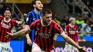 «Милан» разгромил «Интер» в дерби и в финале Кубка Италии сыграет с «Болоньей»