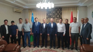 В Бишкеке состоялась встреча директора ИСМИ Элдора Арипова с узбекскими и кыргызскими предпринимателями