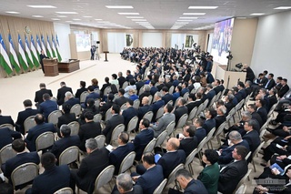 Kelgusi yil 375 ta maktab va 97 ta bogʻcha rekonstruksiya qilinib, yangilari barpo etilishi belgilandi