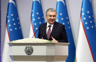 Shavkat Mirziyoyev: “Biz Navoiyda aviaxab tashkil etamiz”