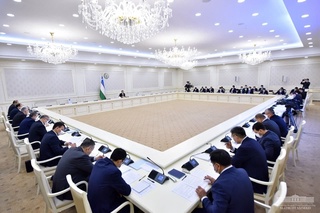 Shavkat Mirziyoyev chairs a meeting on measures for the development of housing construction