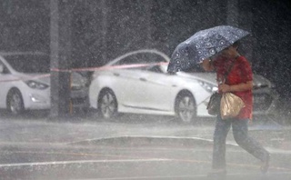 Кучли ёмғир олти кишини бу оламдан олиб кетди