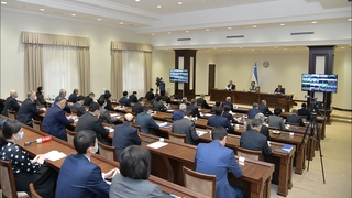 Ўзбекистон Республикаси Олий Мажлиси Сенатининг ўн иккинчи ялпи мажлиси ўз ишини бошлади