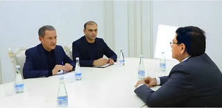 Хоким Хорезмской области встретился с главой индийской компании, специализирующейся на информационных технологиях