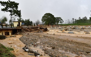 Hindiston: ko'chki qurbonlari soni 277 nafarga yetdi