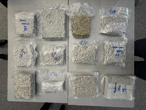 В аэропорту Ташкента задержан иностранный пассажир, пытавшийся ввезти более 6 кг «марихуаны»