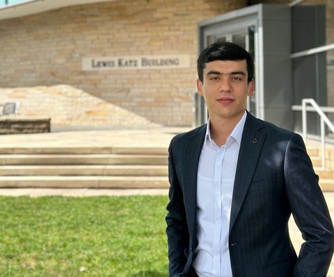 Ҳуқуқ – назария эмас, амалиёт — АҚШда фаолият олиб бораётган Зойир Эшмуродов академик йўли ҳақида