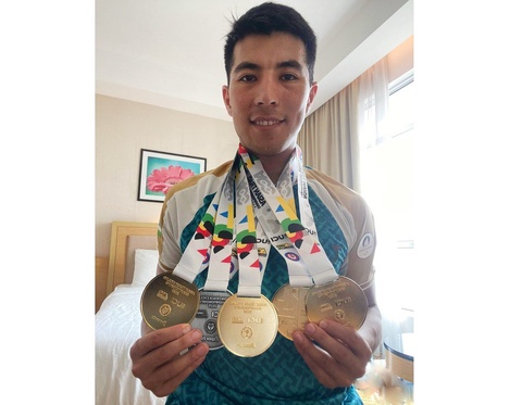 Ғолиббек Мирзаёров паравeлоспортнинг Осиё чемпионатида 5 медални қўлга киритди
