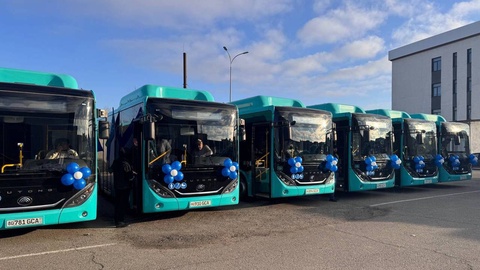 В Бухару поступили 25 новых современных автобусов