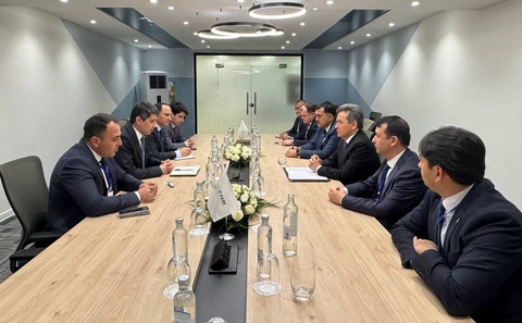 Ӯзбекистон ва Тоҷикистон дар соҳаи телекоммуникатсия ҳамкории дуҷонибаро баррасӣ карданд