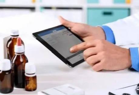 Денсаўлықты сақлаў министрлиги "Электрон рецепт" системасы бойынша ең көп берилген сораўларға жуўап берди