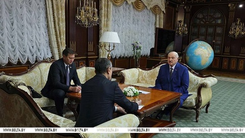 Александр Лукашенко: Беларусь рада трудолюбивым гражданам из Узбекистана