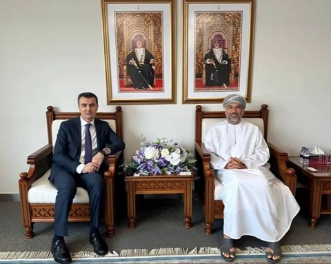 В Маскате обсуждены вопросы налаживания сотрудничества с крупнейшей компанией Омана в сфере логистики