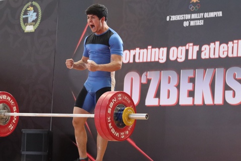 Чирчиқда оғир атлетика бўйича мамлакат чемпионлари аниқланмоқда