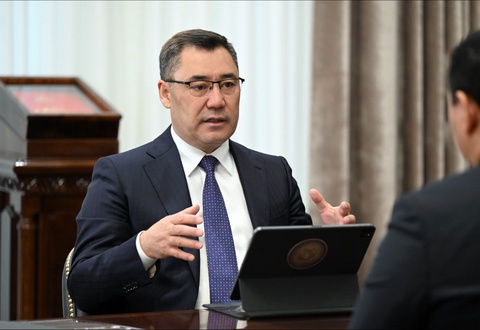 Қирғизистон президенти парламент спикерининг давлат мадҳиясини ўзгартириш ҳақидаги ғоясини қўллаб-қувватлади