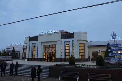 «Гүлистон-Ташкент-Чиноркент» бағытында жаңа электр пойызы қатынауы жолға қойылады