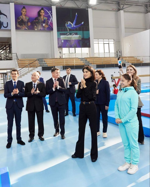 Саида Мирзиёева дар маросими ифтитоҳи Мактаби ҷумҳуриявии гимнастикаи варзишӣ дар Нуқус иштирок кард