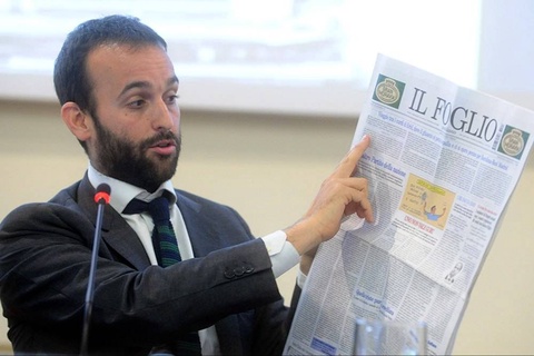 Дар Италия аввалин рӯзнома, ки пурра аз ҷониби нейросет навишта шудааст, нашр шуд