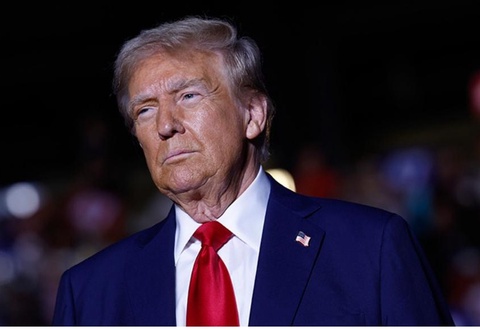 Трамп ноқонуний муҳожирларга АҚШнинг Мексика билан чегарасини кесиб ўтишни тақиқлади