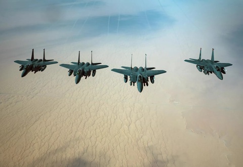 AQSh harbiy-havo kuchlari Eron bilan keskinlik fonida o'quv mashg'ulotlari o'tkazmoqda