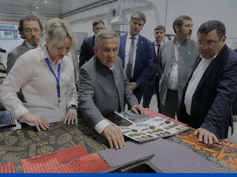 Татаристон Республикаси Раиси Рустам Минниханов «Чирчиқ» кимё-индустриал технопаркига ташриф буюрди