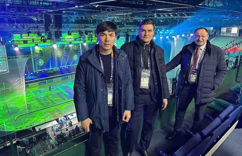 Ўзбекистон делегацияси расмийлари Қозон шаҳрига етиб борди