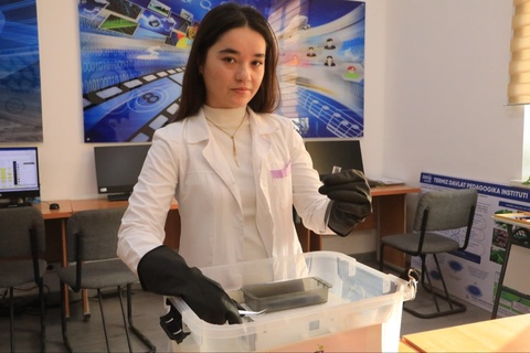 Termizlik talaba chayon zahrini olish boʻyicha innovatsion qurilma yaratdi