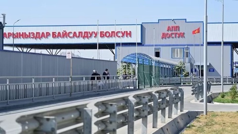 «Достық» өткізу пункіті арқылы жүктер электронды кезекпен  өткізіледі