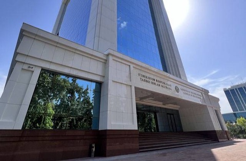 ВКХ Ӯзбекистон шаҳрвандонро аз санҷишҳои тақвиятёфтаи хадамоти муҳоҷират дар ИМА огоҳ мекунад