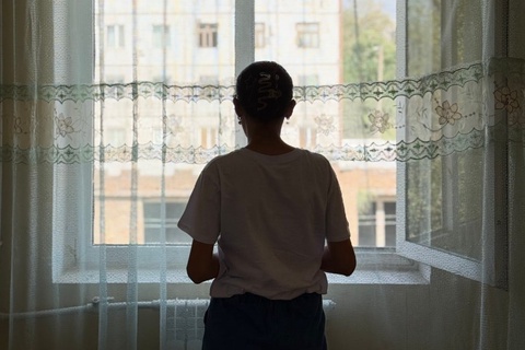 Oʻz qiziga nisbatan zoʻravonlik qilgan erkak 12-yilga ozodlikdan mahrum etildi