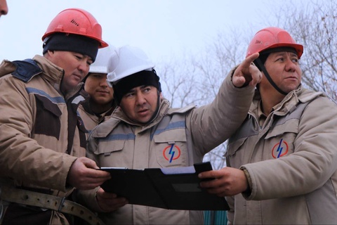 В отдаленном районе Навоийской области проводится модернизация электроснабжения