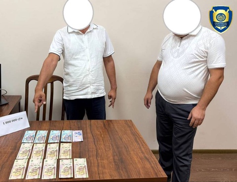 За 1,8 млн сумов обещали списать долг за воду: в Сырдарьинской области задержаны руководитель и сотрудник филиала «Сырдарья сув таъминоти»