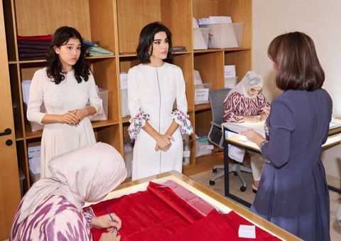 Тошкентдаги «Сузук ота» ҳунармандлар маҳалласида каштачилик мактаб-устахонаси очилди